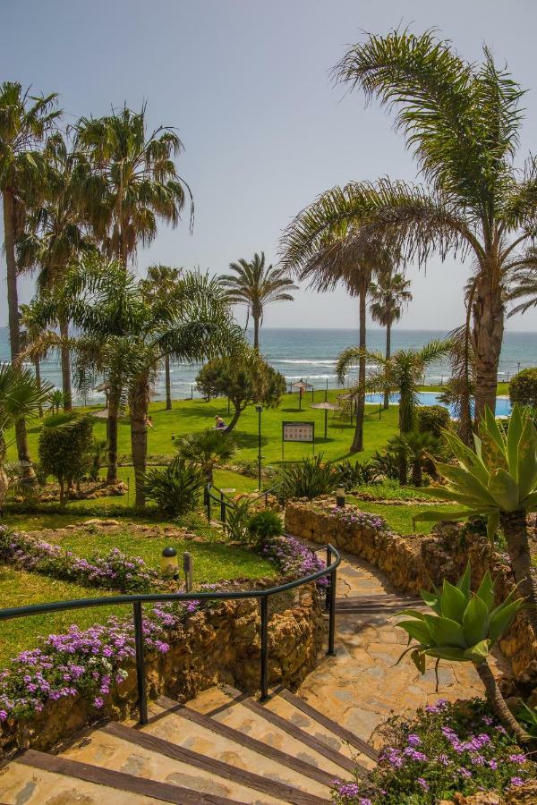 1Br Beachfront Complex - Mi Capricho Sitio de Calahonda Exterior photo
